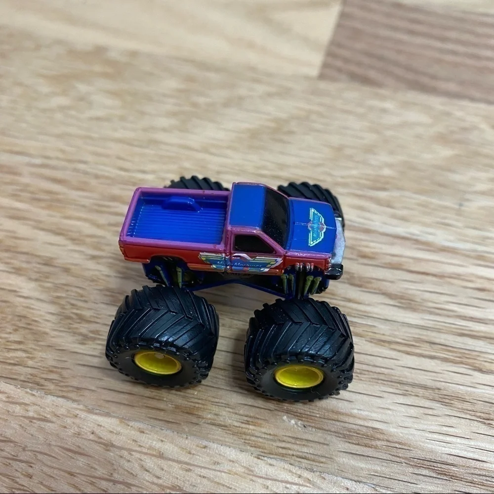 Vintage Micro Machines Tuff Trax Truck Galoob Red Blue